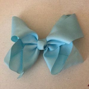 Medium sky blue bow